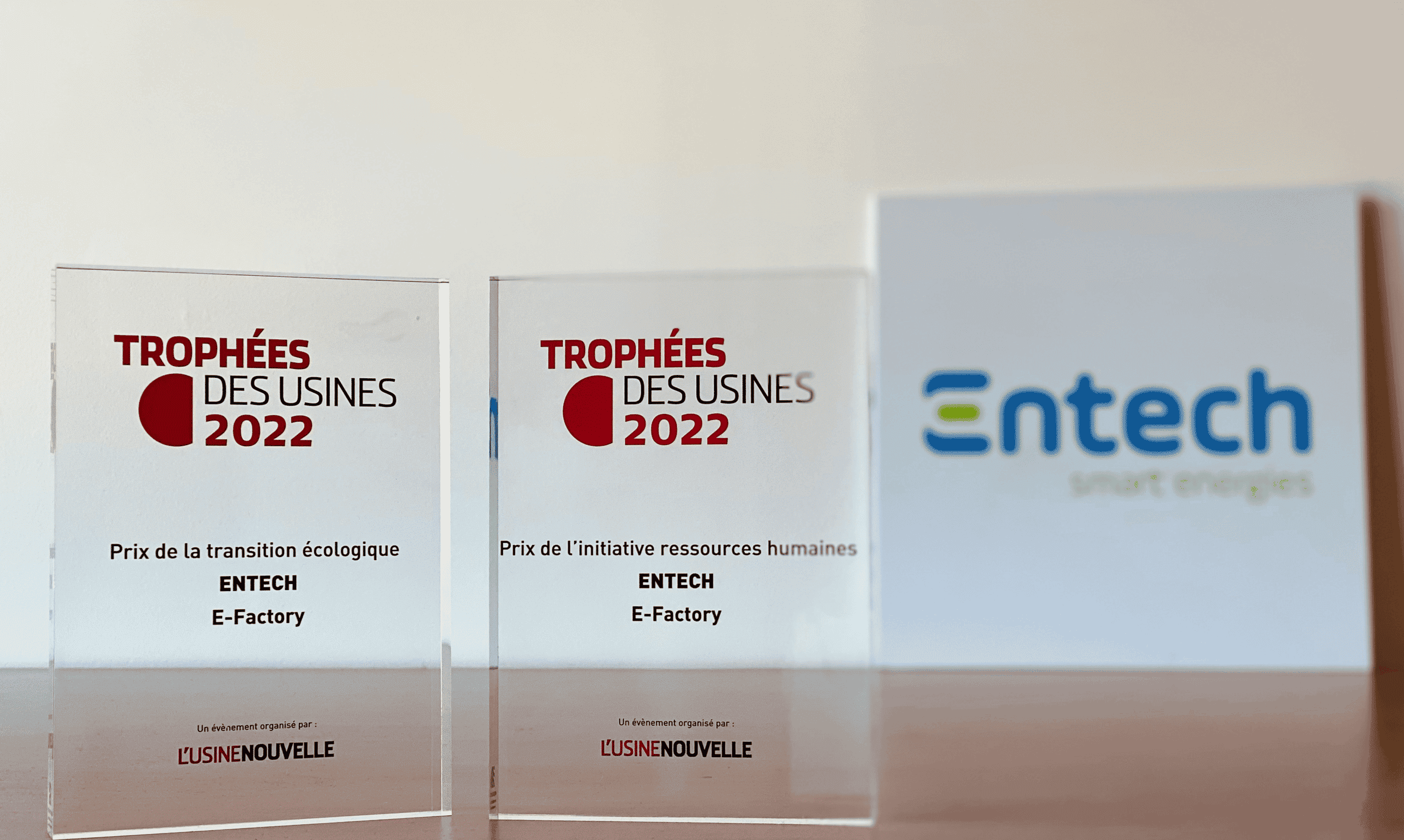 Les trophées des usines 2022 : le prix de la transition écologique et le prix de l'initiative Ressources humaines.